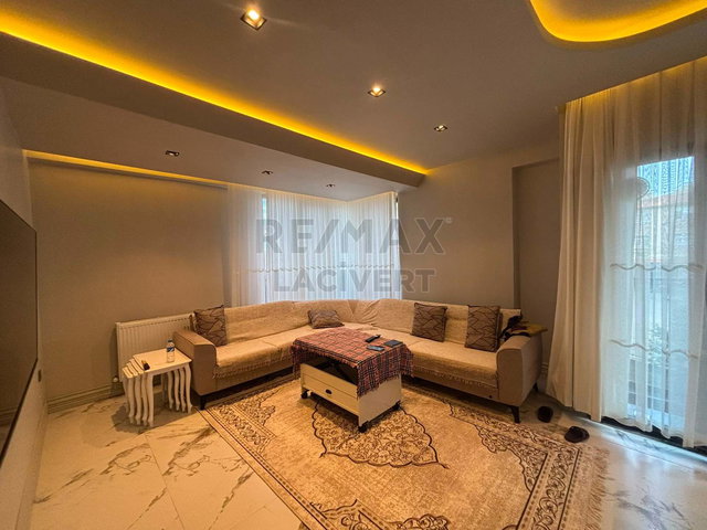 RE/MAX LACİVERT'TEN NEST 1923'DE LÜKS SATILIK 2+1 DAİRE