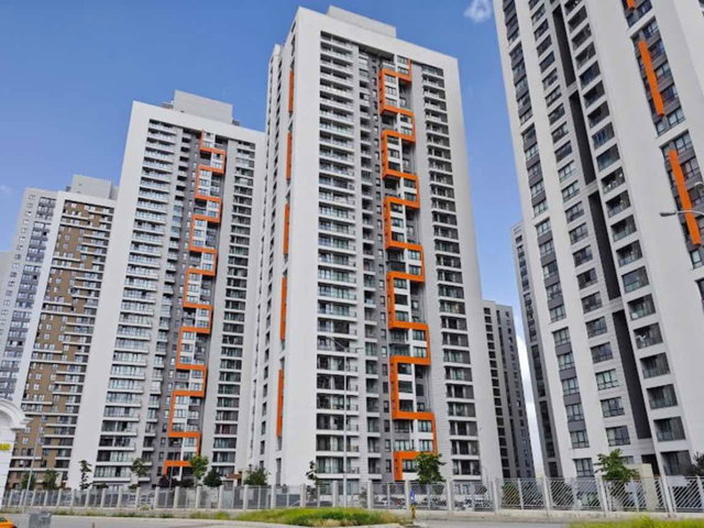 GÜNEYPARK1 SİTESİNDE KOLONSUZ SALONLU KÖK TAPU SATILIK 4+1 DAİRE