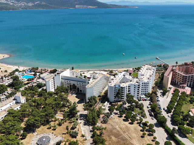 DİDİM FEVZİPAŞA’DA ÇAĞIN SİTESİ’NDE 2+1  SATILIK  BITIŞIK VILLA