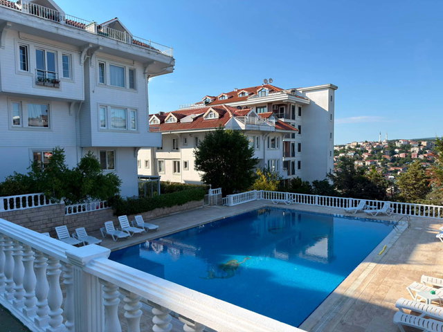 ÇENGELKÖY'DE KONAK TADINDA BUTİK SİTE İÇİNDE KİRALIK  DAİRE