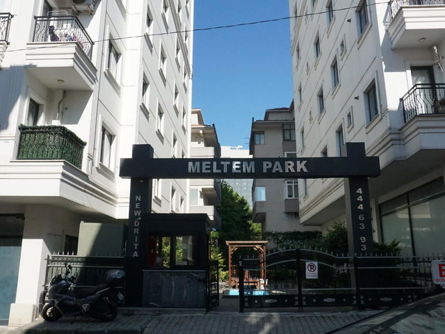 YAMANEVLER MELTEM PARK SİTESİ KAPALI OTOPARKLI SATILIK 1+1 DAİRE