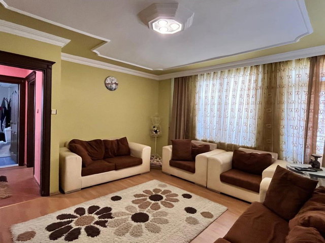 MANAVGAT ILICA MAHALLESINDE SATILIK 7+2 DUBLEKS DAIRE