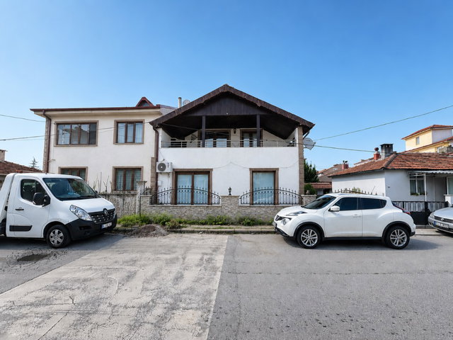 MİTHATPAŞA MAHALLESİ'NDE FULL EŞYALI KİRALIK 2+1 DAİRE