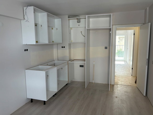 KUŞADASI MERKEZDE SIFIR 2+1 KİRALIK DAİRE!