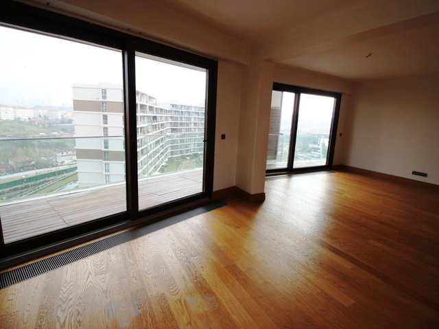 SUR YAPI EKSENDE 185 BRÜT PEYSAJA BAKAN 3+1 SATILIK DAİRE