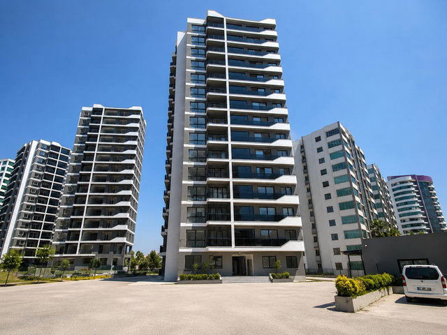 REMAX RİNA'DAN AKDENİZ MAH.DE SİTE İÇERİSİNDE 3+1