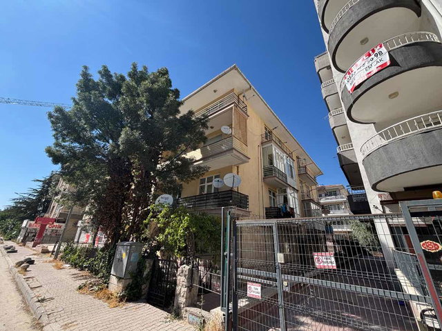 ALTINDAĞ ZİRAAT MAHALLESİNDE KİRALIK GENİŞ 3+1 DAİRE