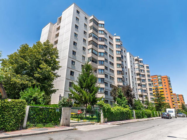 YAŞAMKENT BORSEM SİTESİ SATILIK 3.5+1 DAİRE