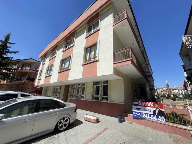 ANKARA KEÇİÖREN ESENTEPE MAHALLESİ’NDE FERAH, MANZARALI 3+1 SATILIK DAİRE