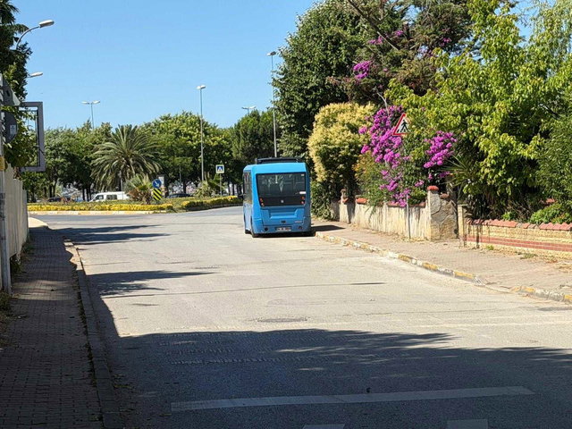 KARTAL KORDONBOYU'NDA SAHILE YAKIN SATILIK 2+1 LÜKS DAİRE