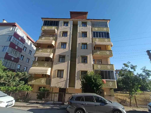 YENİKENT MAHALLESİ'NDE 3+1 ASANSÖRLÜ TEMİZ DAİRE