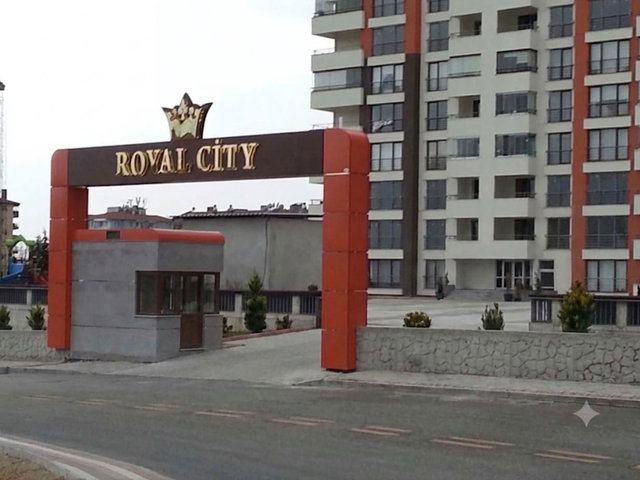 ERYAMAN ROYAL CİTY’DE 13. KAT 4+1  KREDİYE UYGUN SATILIK DAIRE
