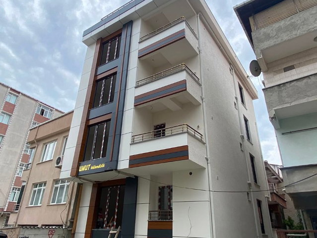 YEŞİLOVA MAH. ASANSÖRLÜ SIFIR BİNADA SATILIK 2+1 TİP DAİRE