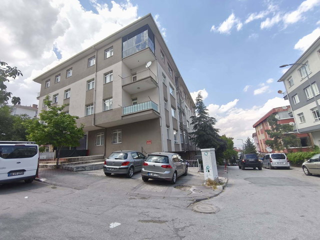 ÇANKAYA DİKMEN HARBİYE MAHALLESİ'NDE MERKEZİ KONUMDA 3+1 SATILIK