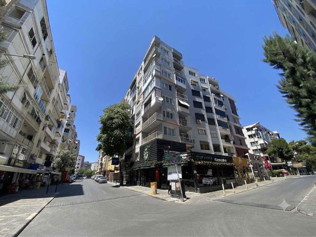 BORNOVA KAZIMDİRİK MAHALLESİ’NDE SATILIK 2+1 EŞYALI DAİRE