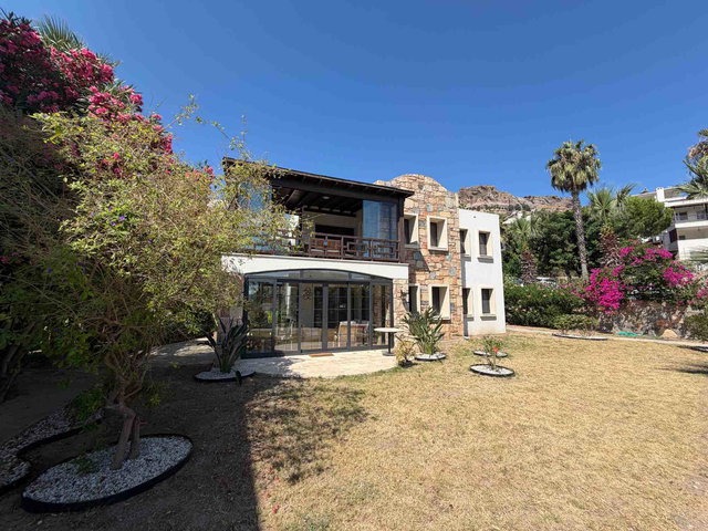 GÜNDOĞAN'DA, MERKEZE, PLAJA YÜRÜME MESAFESİ, MANZARALI DAİRE
