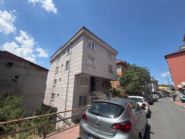 SÜTLÜCE'DE  EŞSİZ  MANZARALI 2+1 SATILIK DAİRE