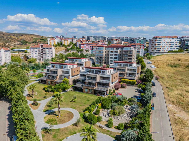 ÇANAKKALE KEPEZ AKTUR EVLERINDE SATILIK 4+2 TRIPLEKS DAIRE