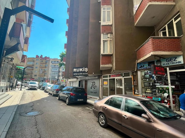 REMAX ILKE'DEN ŞEHİR MERKEZİ'NDE 3+1 SATILIK DAİRE