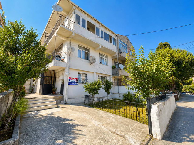 ESENKENT METROYA YÜRÜME MESAFESİNDE KAPALI MUTFAKLI 1+1 KİRALIK DAİRE