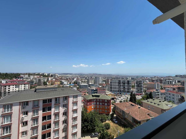PENDİK VELİBABA'DA ÖNÜ KAPANMAZ MANZALI 3+1 EBEVEYN BANYOLU SATILIK DAİRE