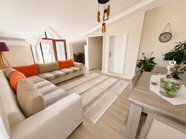 BAĞLARBAŞI MAH. MERKEZİ KONUMDA 3+1 DUBLEKS DAİRE