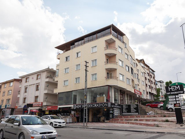 ETİMESGUT’TA EŞYALI 2+1 KİRALIK DAİRE | 3 CEPHELİ, BALKONLU, DOĞALGAZ KOMBİLİ