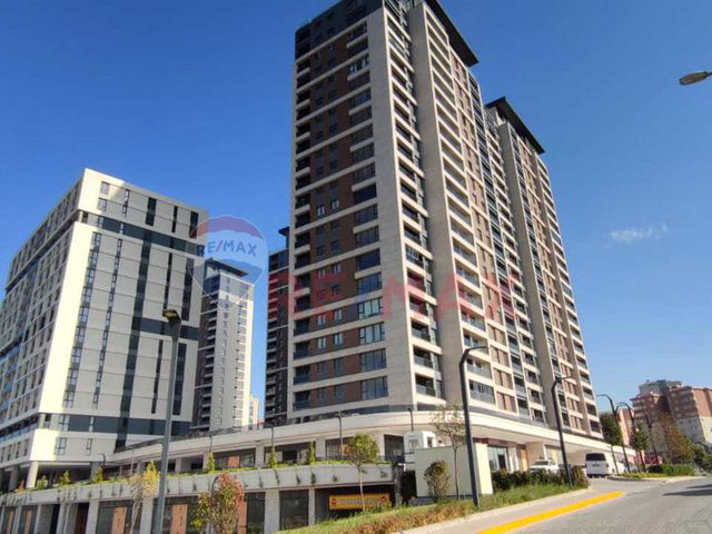 BEYLİKDÜZÜ AVENUE İSTANBUL DENİZ VE GÖL MANZARALI GİYİNME ODALI 2+1 DAİRE
