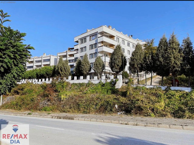REMAX DIA DAN AKÇAKOCA DA SATILIK YAZLIK DAİRE