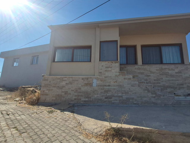 REMAX YELKEN'DEN ULAMIŞ'TA SATILIK TAŞ EV