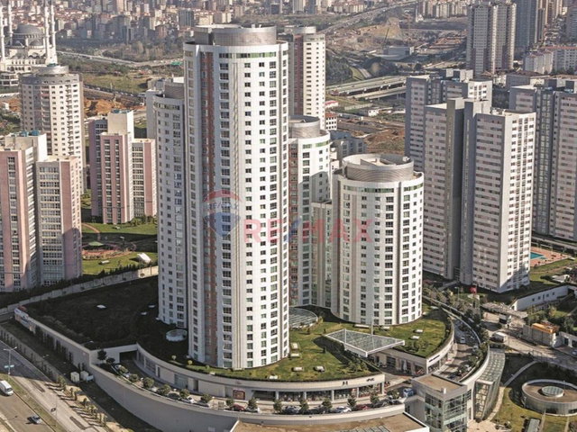 Ataşehir Ağaoğlu Andromeda az katlıda 4. kat kiralık 1+1 daire