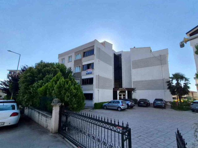 REMAX ADVANTGE DEN NİLÜFER/DEMİRCİ DE SATILIK FIRSAT DAİRE