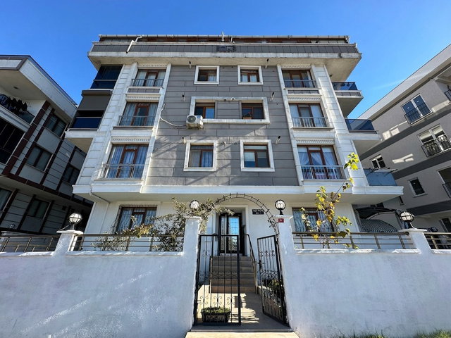 KAVAKLI AREV KOLEJİ ARKASINDA 2+1 SATILIK BAHÇE KATI DAİRE