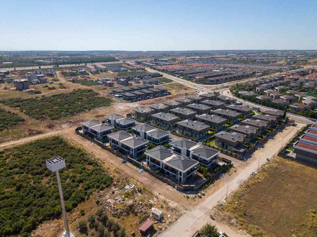 DÖŞEMEALTI-ACACIA VİLLALARINDA 5+1 SATILIK VİLLA