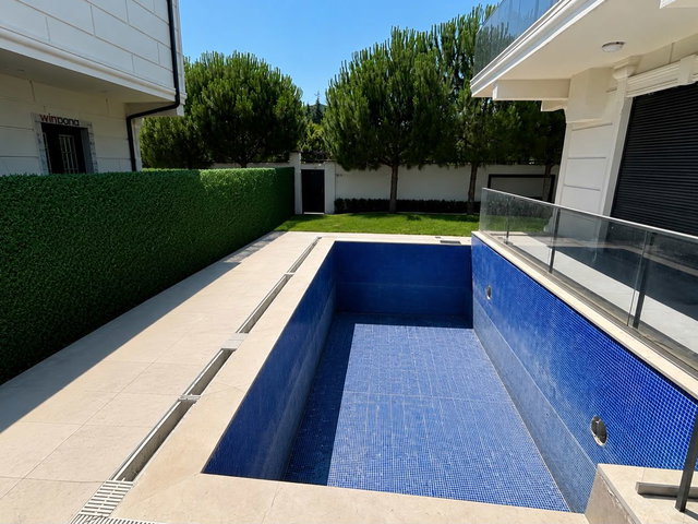 SELİMPAŞA’DA SIFIR 4.5+1 SATILIK 500 M² VILLA