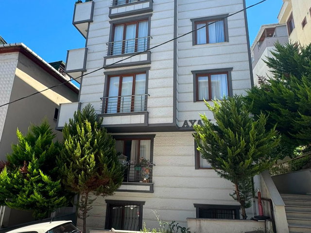 ATAŞEHİR KAYIŞDAĞI MH. YEDİTEPE ÜNİVERSİTE ‘SİNE YAKIN 2+1 SATILIK DAİRE