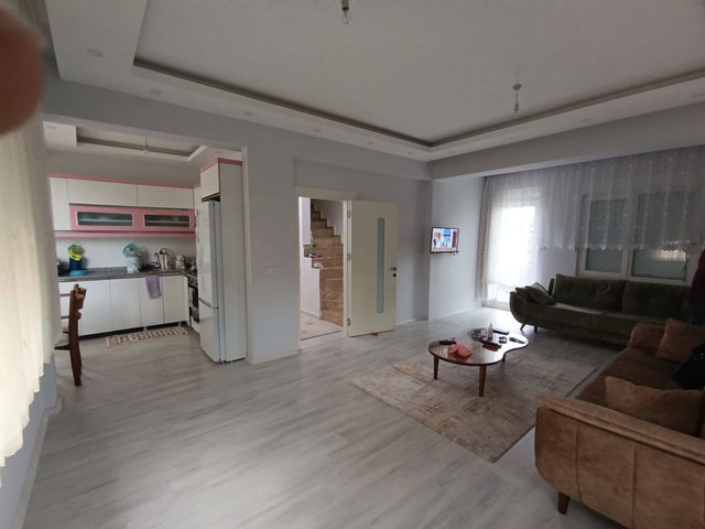 KEMER GÖYNÜK'TE 3+1 HAVUZLU DOĞA MANZARALI SATILIK YAZLIK