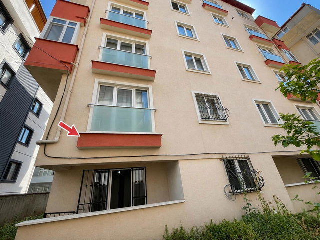 KOCAELİ GEBZE AKSE SAPAĞINDA SATILIK 2+1 GİRİŞ KAT DAİRE