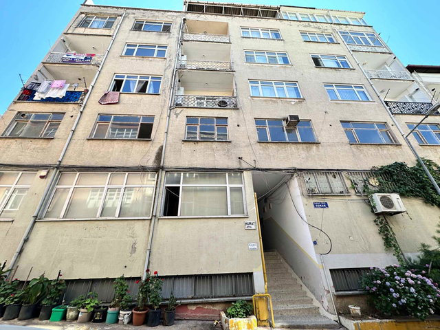 REMAX PARLA'DAN ŞEHIR MERKEZINDE ÇIFTLIK VE BULVARA 100 METRE MESAFEDE 2+1  KİRALIK DAİRE
