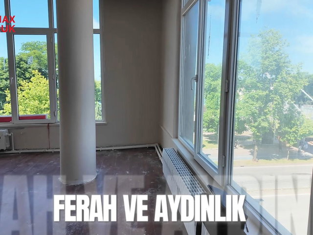 PANORAMIK DENIZ MANZARASIYLA ŞEHIR MERKEZINDE KİRALIK 3+1