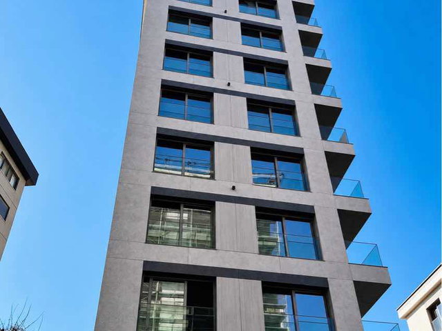 FENERBAHÇEDE 4+1 140 M2 NET SATILIK DAİRE