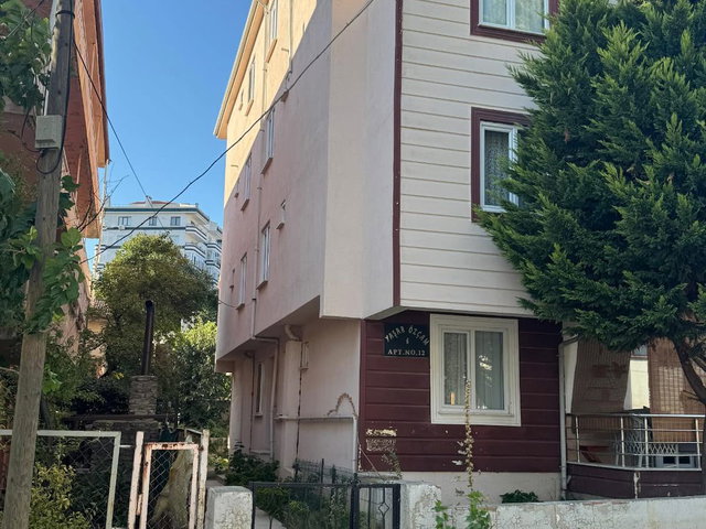 YALOVA ÇINARCIK’TA SATILIK YAZLIK | 2+1