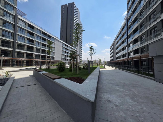 RELAX CADDE'DE 2+1 BAHÇE KULLANIMLI KİRALIK DAİRE