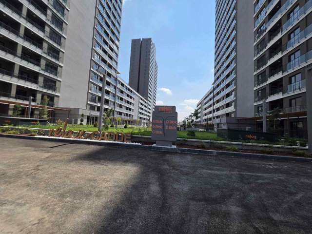 RELAX CADDE'DE 2+1 BAHÇE KULLANIMLI KİRALIK DAİRE