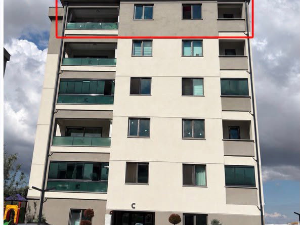 REMAX ADVANTAGE TAN KAYAPA DA KARNUR DOKTORLAR SİTESİNDE KİRALIK 2+1 DAİRE