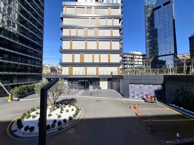 ŞIŞLI BOMONTI BY ROTANA RESIDENCE GENIŞ BALKONLU SATILIK 1+1 ARA KAT DAIRE