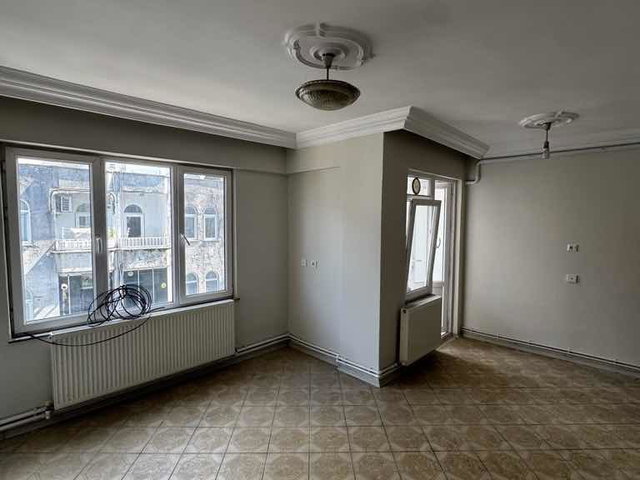 TERME MERKEZ’DE KİRALIK 2+1 DAİRE