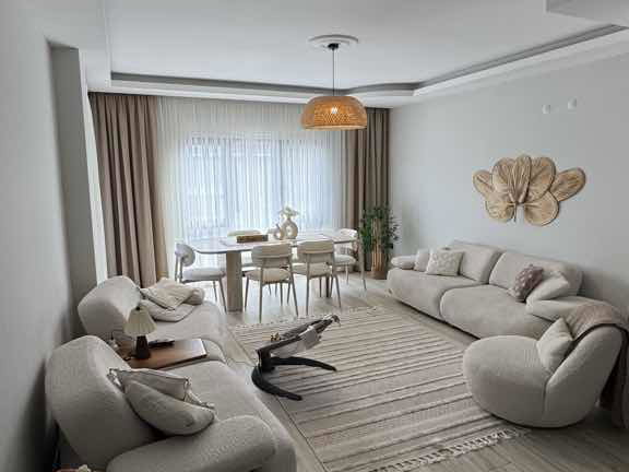KALKANCI'DA 3+1 EBEVEYN BANYOLU ÇİFT BALKON KİRACILI YATIRIMLIK