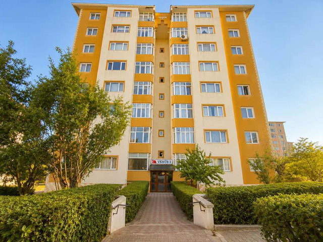 REMAX LAVANDA BELEDİYE KONUTLARINDA 3+1 SATILIK DAİRE