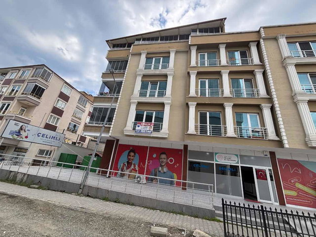 TRAMVAYA 50 M! MERKEZİ KONUMDA LÜKS KİRALIK 3+1 FIRSAT DAİRE!